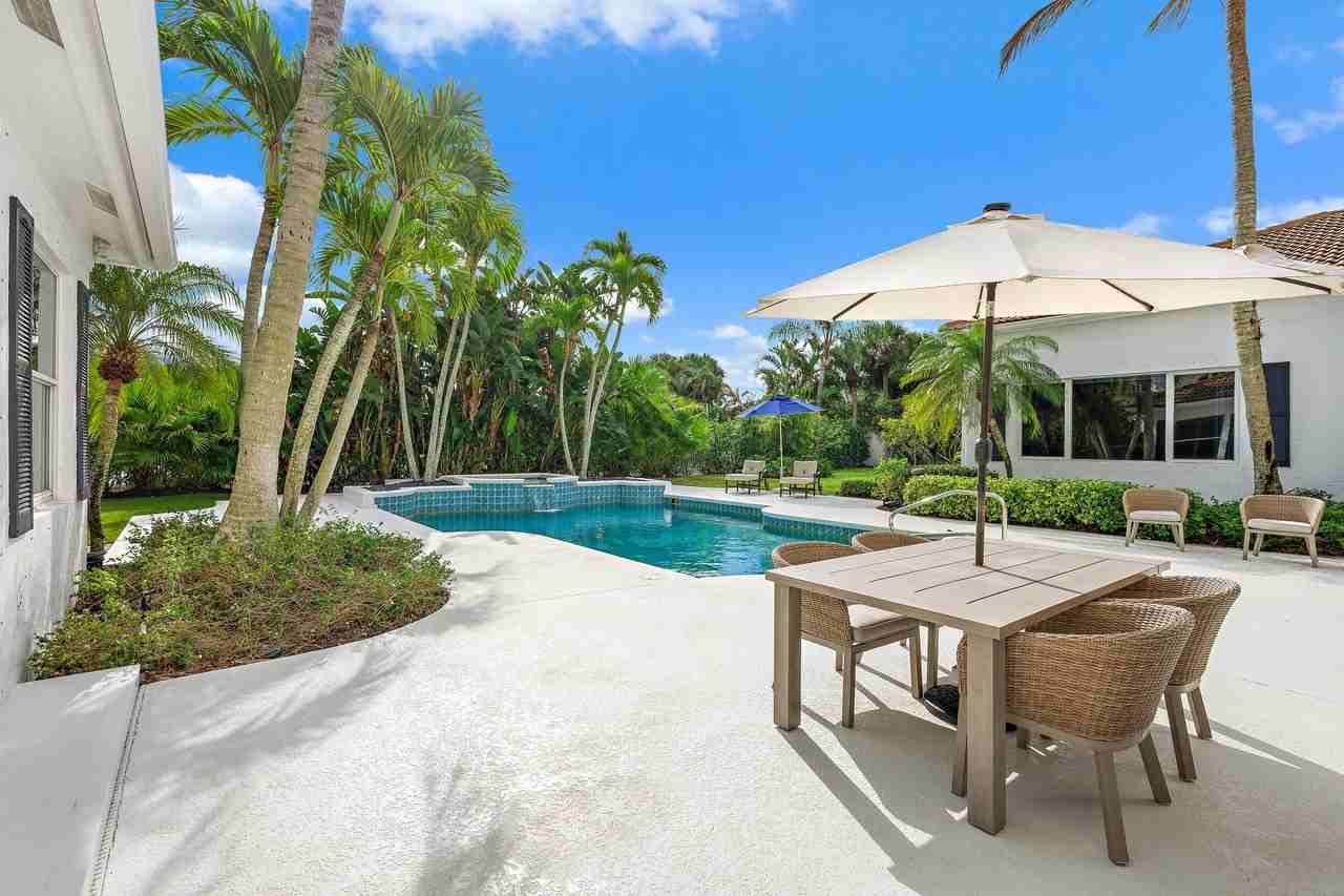 325 Eagle Dr - Photo 5 of 24