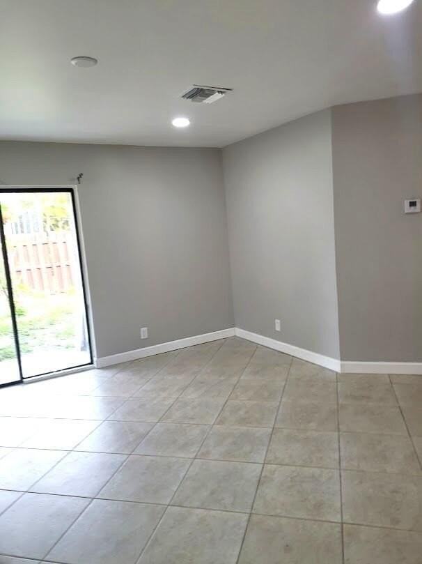 16258 Peach Way - Photo 7 of 21