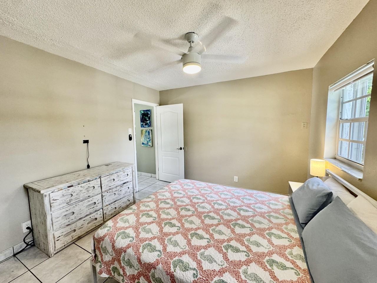 150 Ne 146th St - Photo 7 of 15