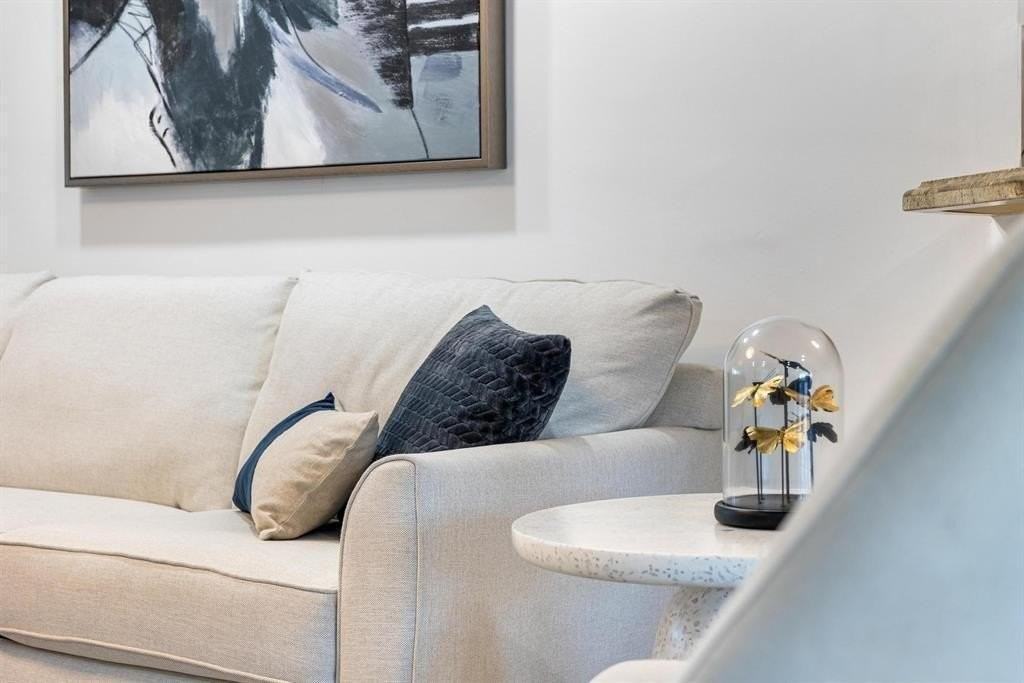 1419 Ne 57th St - Photo 7 of 31