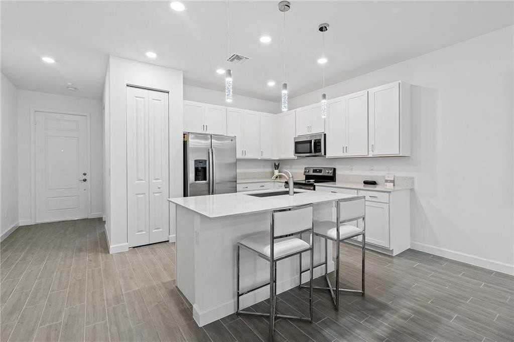 14534 Highland Center Way - Photo 2 of 20