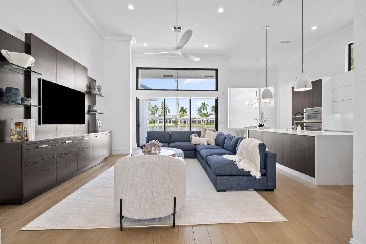 5459 Nw 41st Ter - Photo 6 of 17