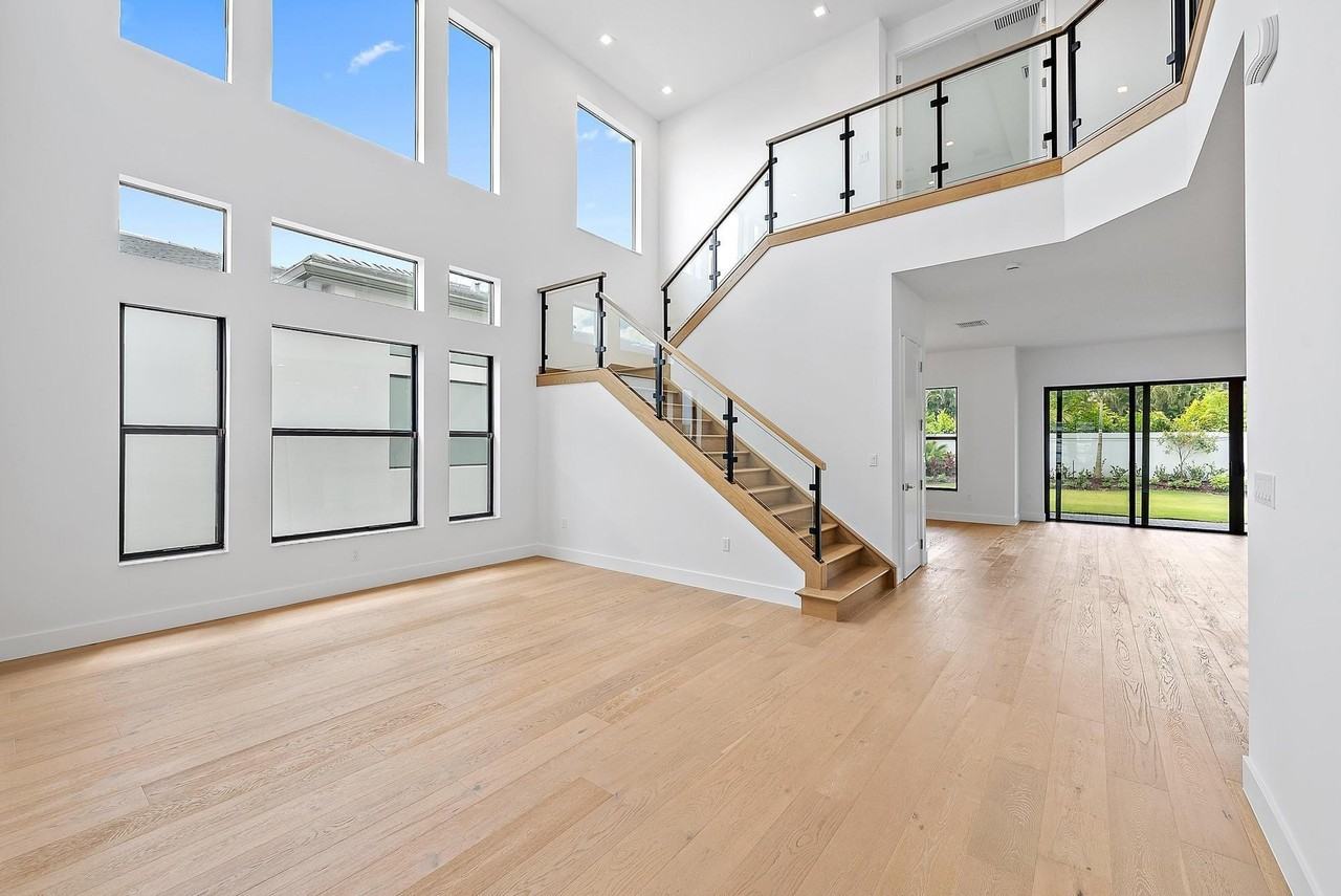 9204 Silver Marsh Ln - Photo 7 of 40