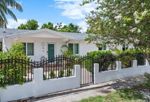 featured image of 100 Nw 40th St