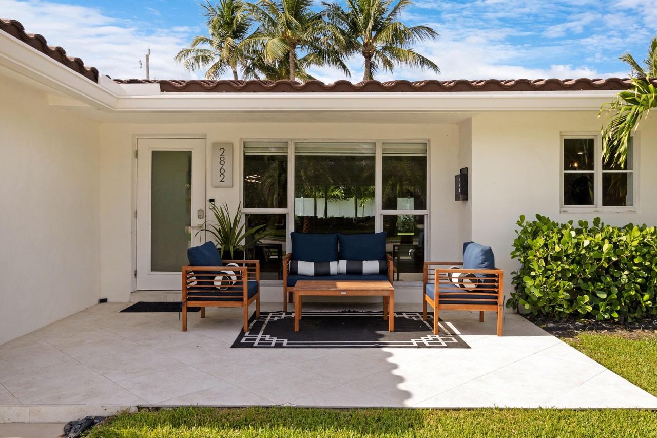 2862 Ne 35th Ct - Photo 4 of 42