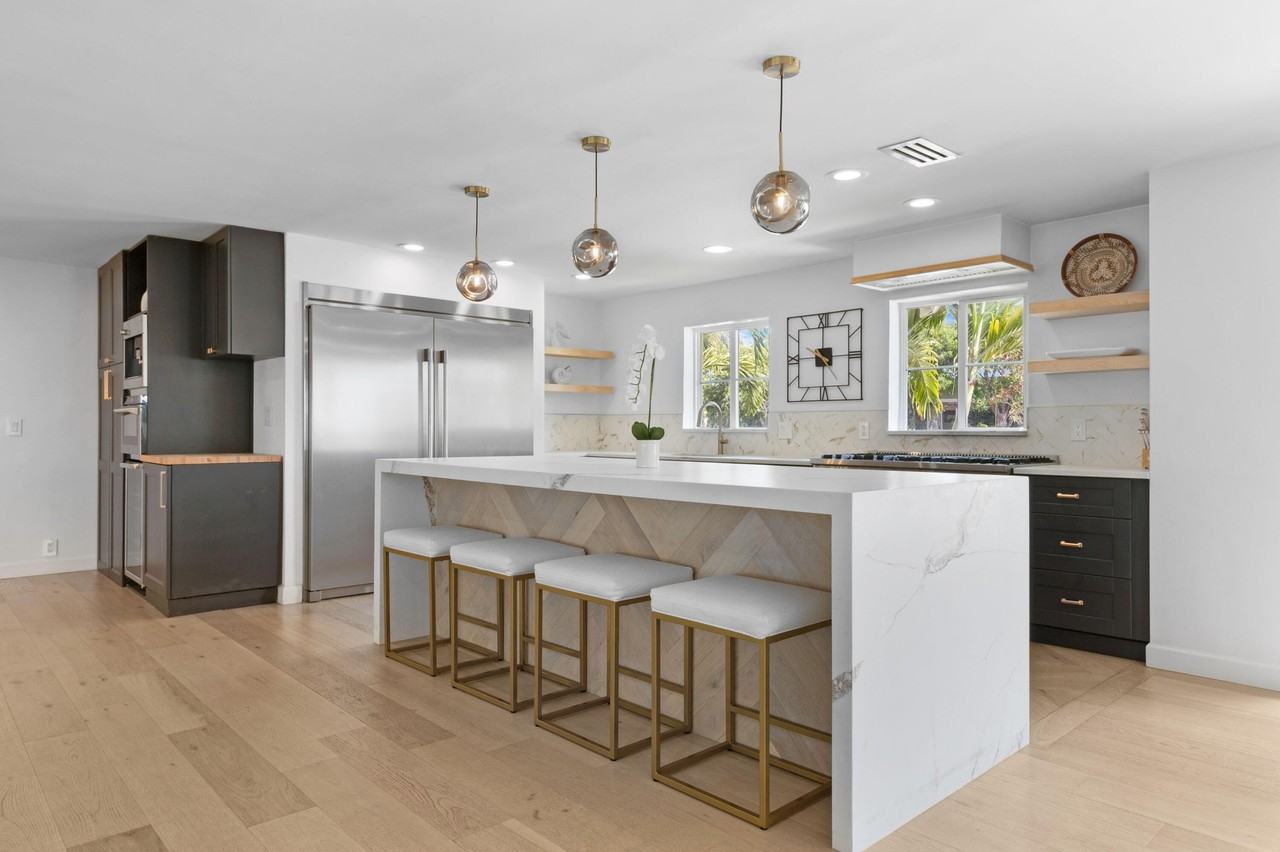 2862 Ne 35th Ct - Photo 6 of 42