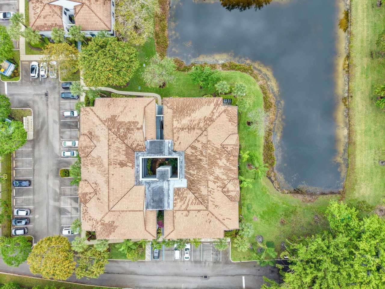 5265 Brisata Cir #P - Photo 4 of 50