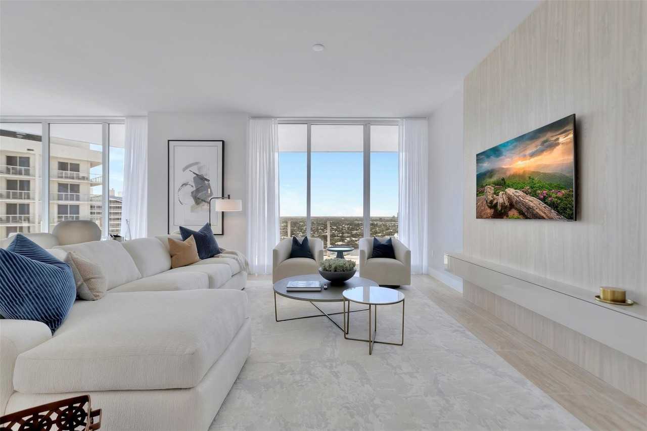 525 N Fort Lauderdale Beach Blvd #1903 - Photo 3 of 50