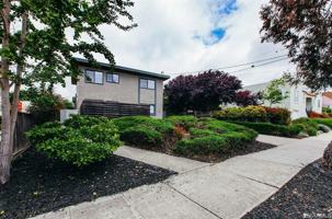 featured image of 1349 Rose St