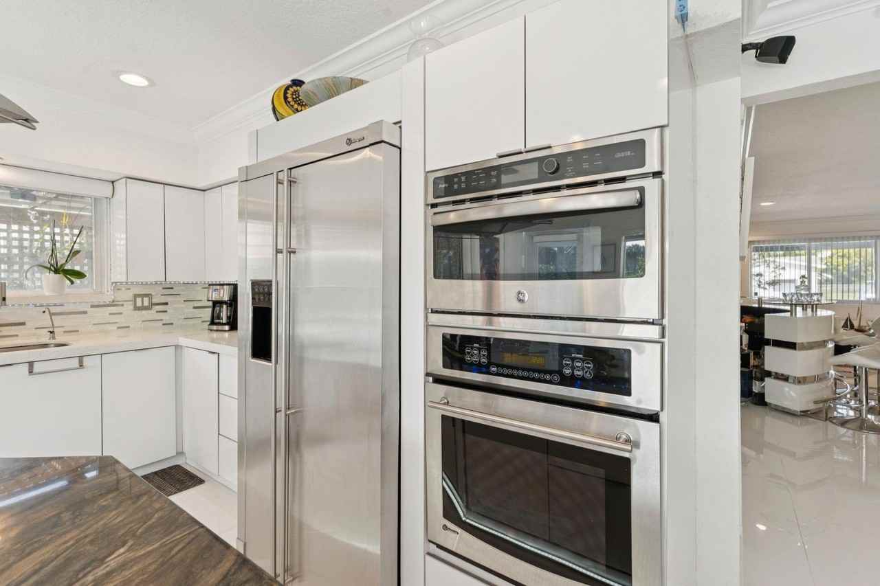 911 Nw 7th St - Photo 5 of 27