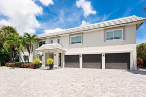 featured image of 1019 Russell Dr #A