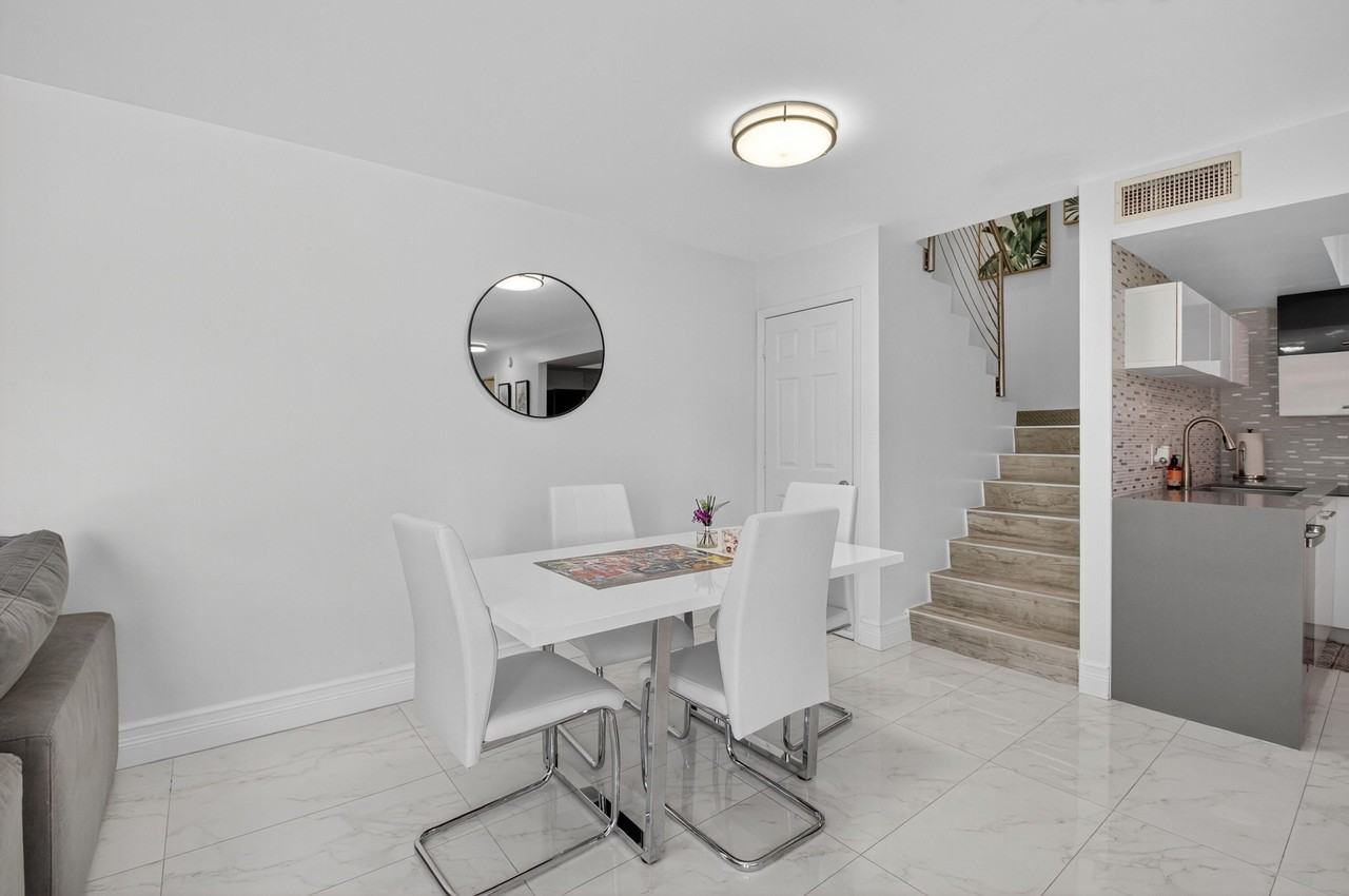 4310 Village Dr Unit D - Photo 6 of 28