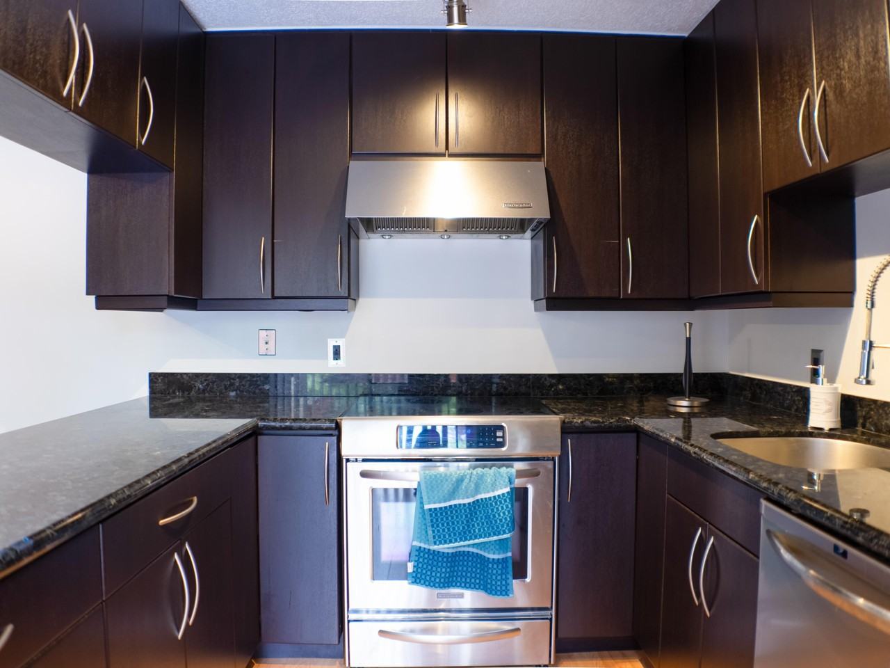 3118 Spanish Wells Dr #15B - Photo 4 of 23