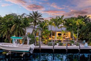 featured image of 940 Greenbriar Dr