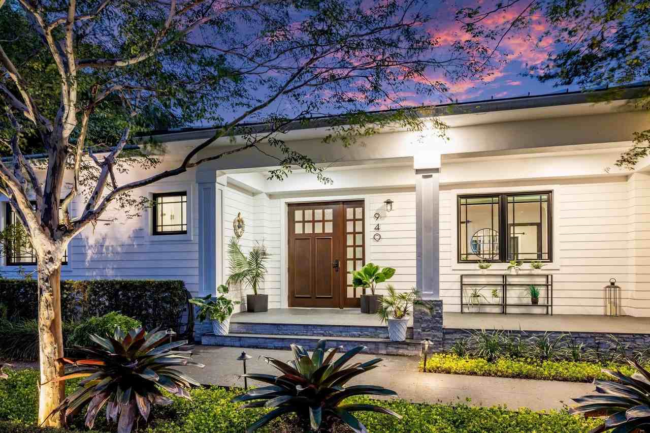 940 Greenbriar Dr - Photo 7 of 50