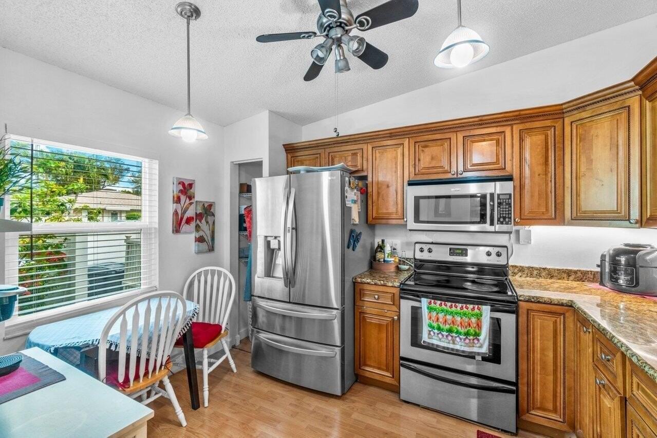 18855 Candlewick Dr - Photo 7 of 27
