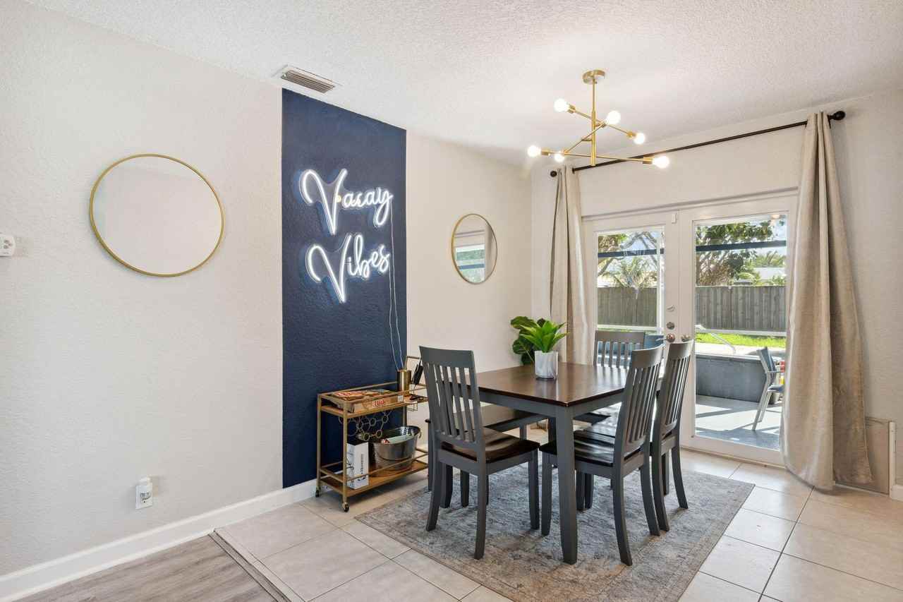 428 Se 2nd St - Photo 6 of 46