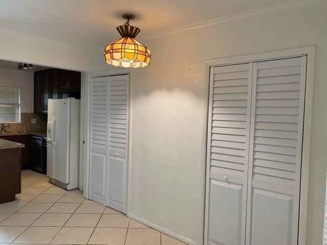 1291 Nw 13th St #445D - Photo 6 of 11