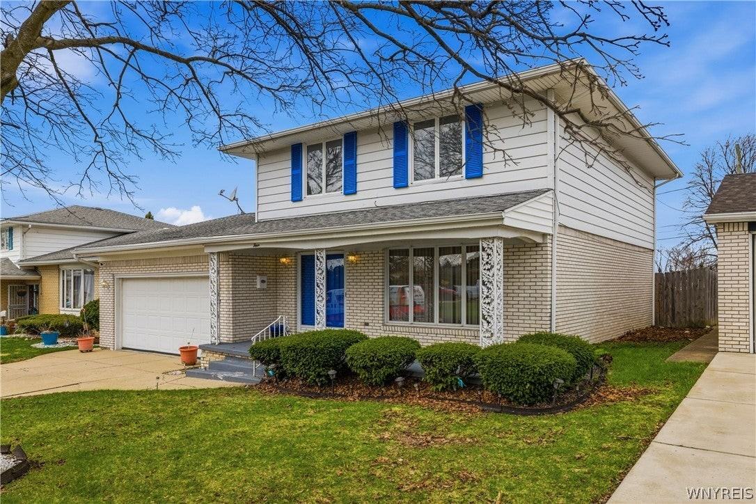 4 Villa Moraine Dr - Photo 2 of 30