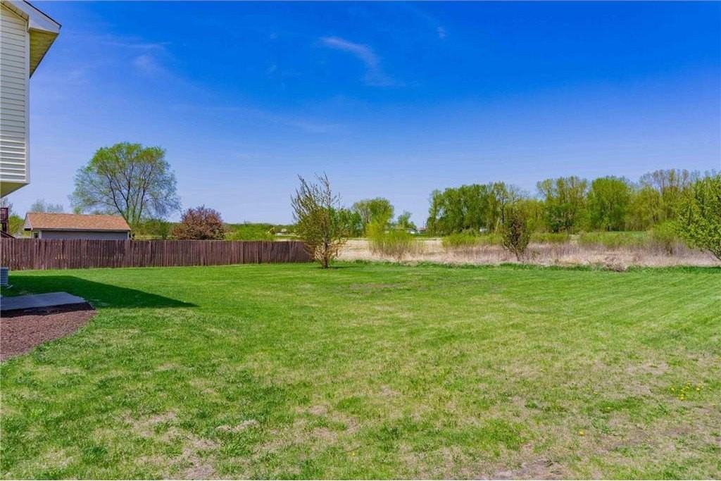 2112 Blake Ave - Photo 7 of 50