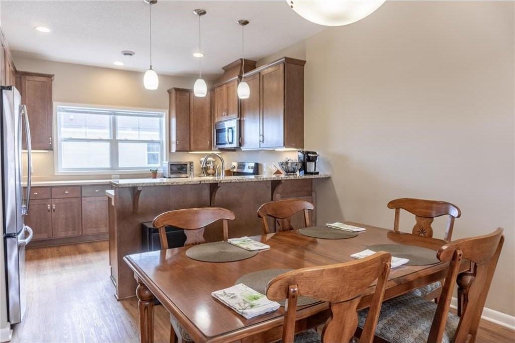 2976 Clover Ridge Dr - Photo 6 of 49