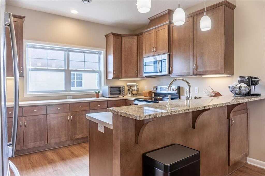 2976 Clover Ridge Dr - Photo 7 of 49