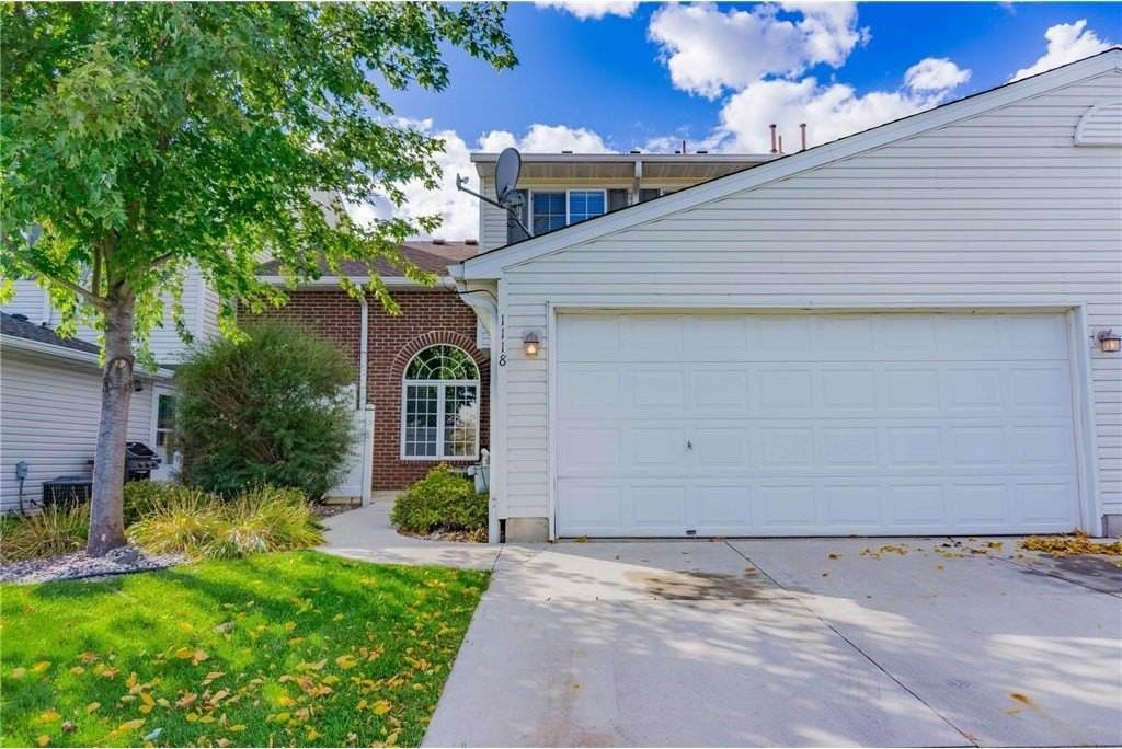 1118 Larkspur Ln - Photo 2 of 31