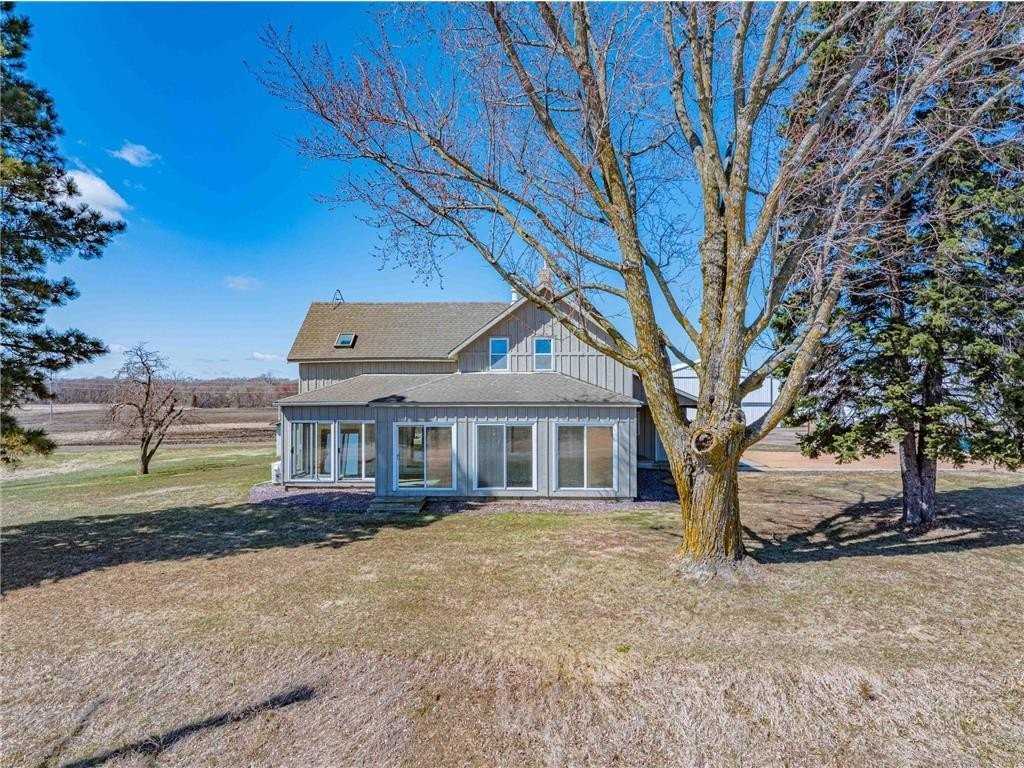 5690 County Road 10 N - Photo 2 of 50