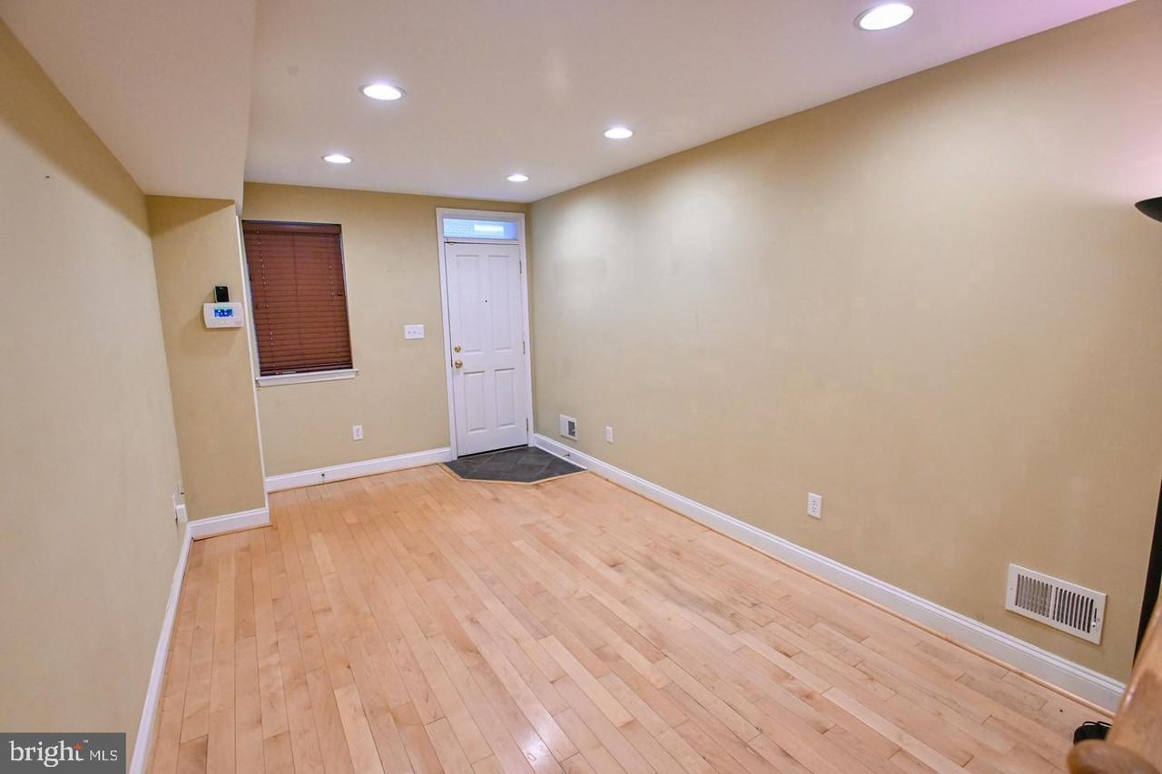 21 S Chapel St - Photo 2 of 24