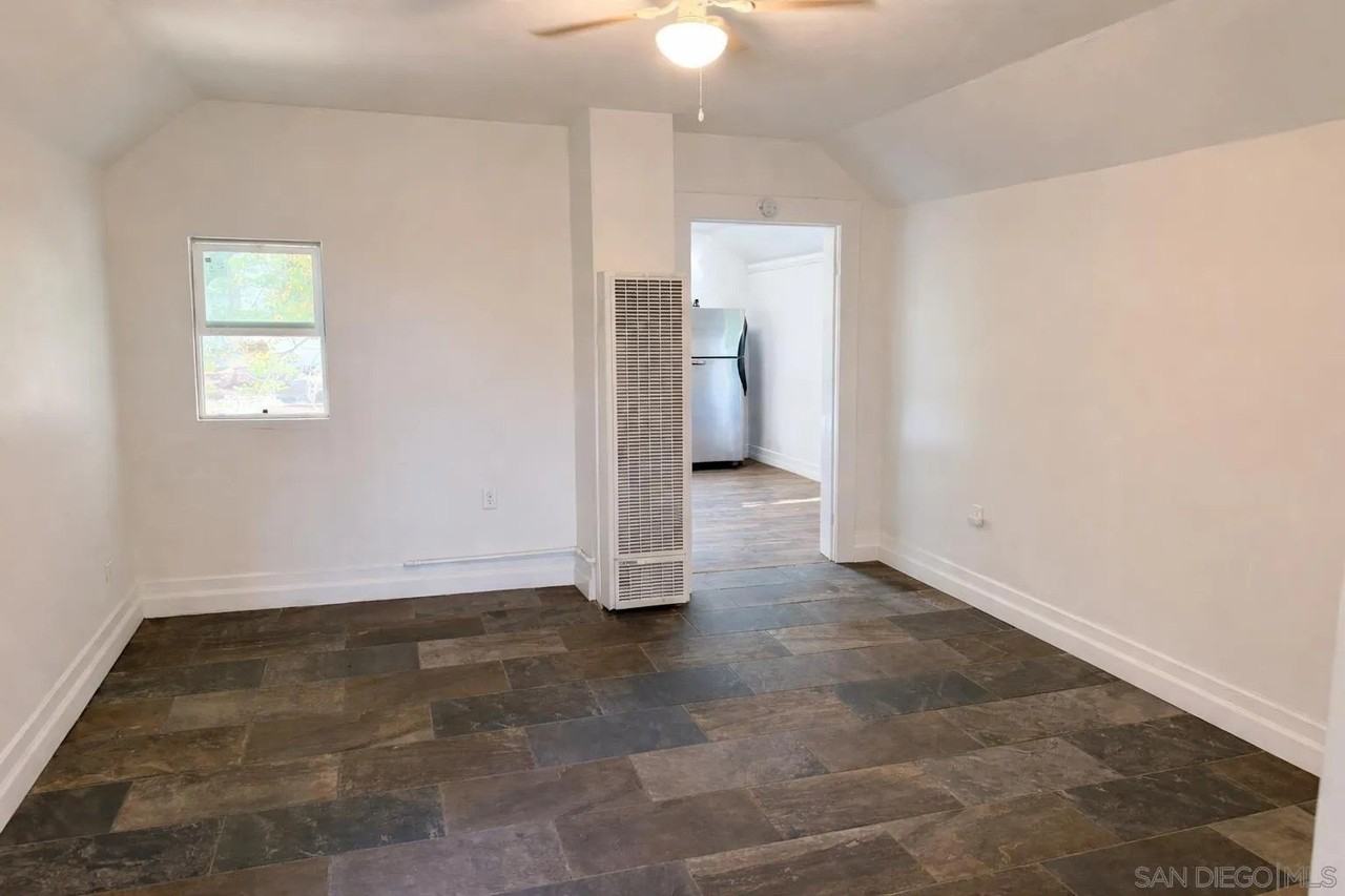 2578 L St - Photo 7 of 11