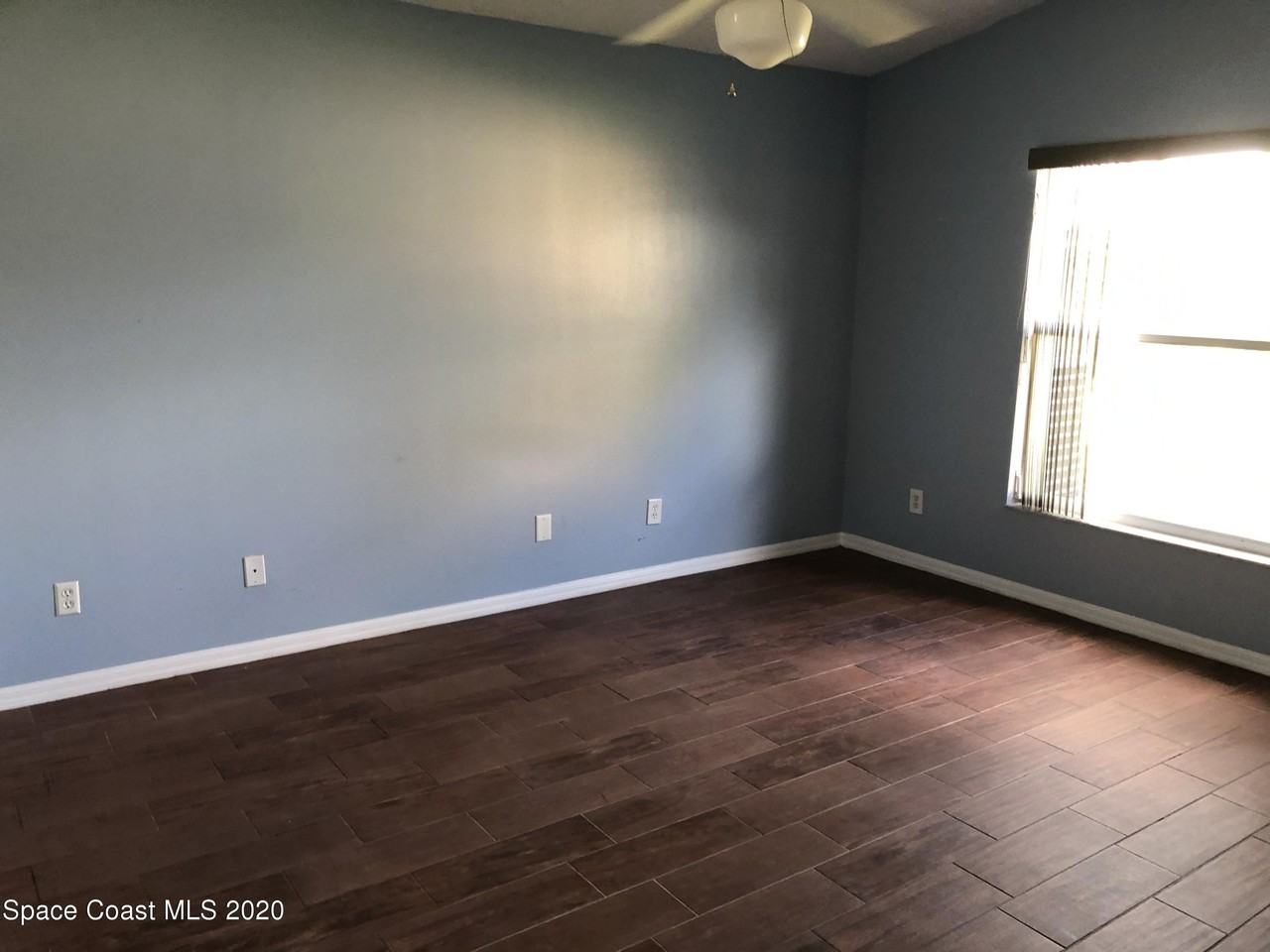 8574 Eola Ct - Photo 6 of 14