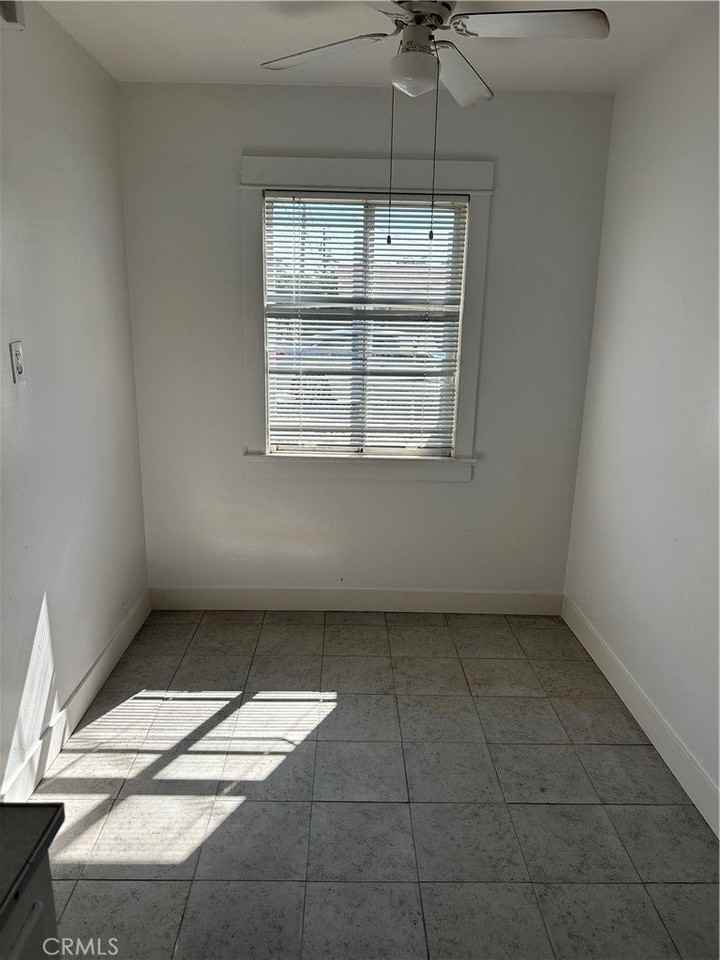 117 Harris Dr - Photo 3 of 6