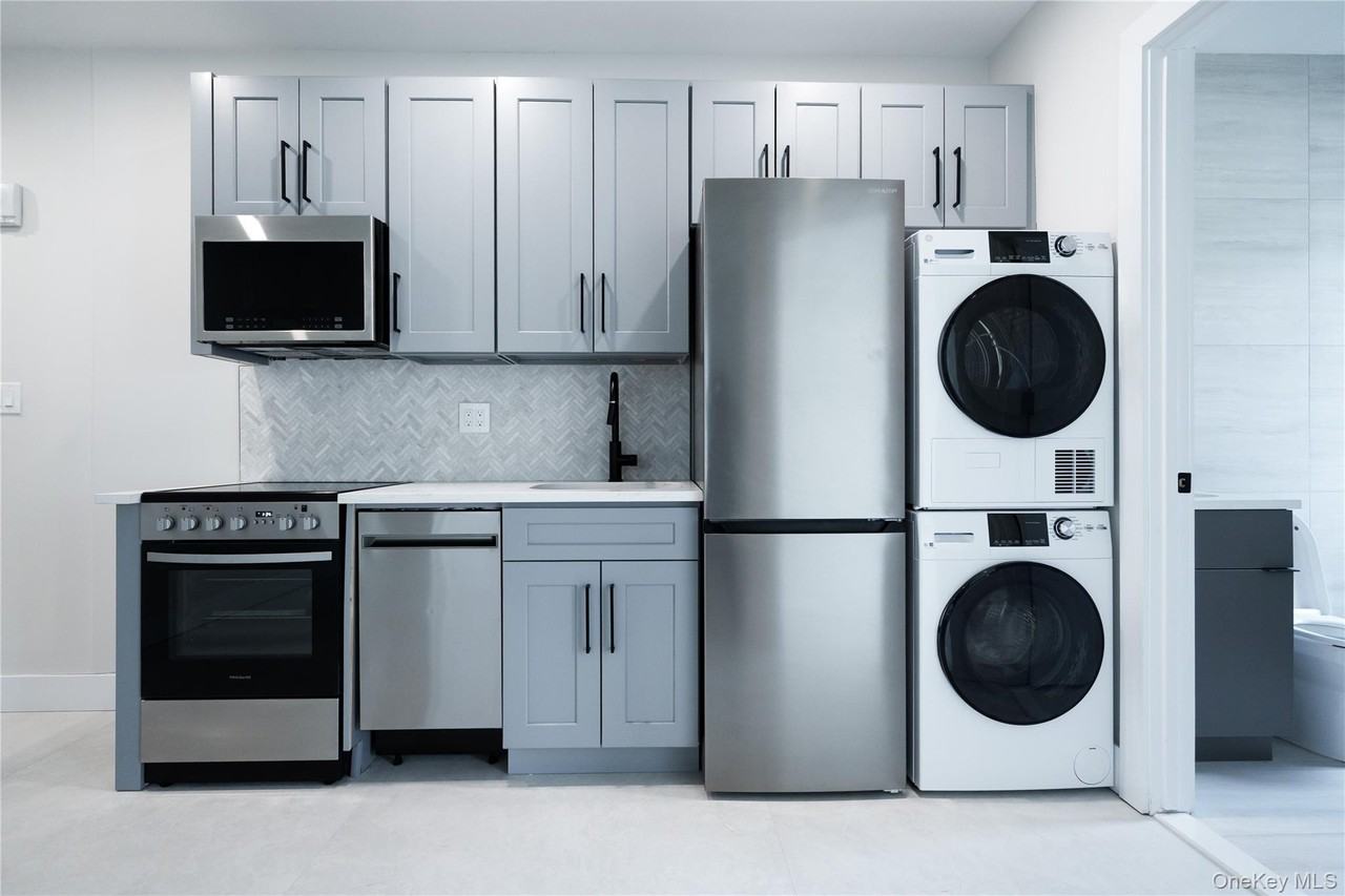 315 W Broadway ##1n - Photo 3 of 7