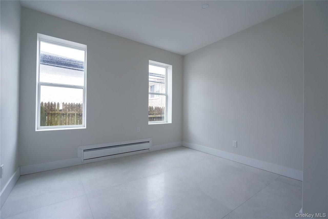 315 W Broadway ##1n - Photo 4 of 7