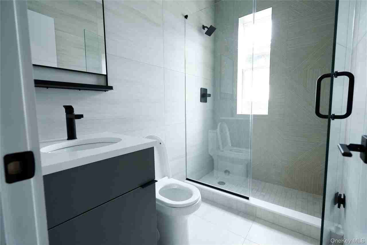 315 W Broadway ##1n - Photo 5 of 7