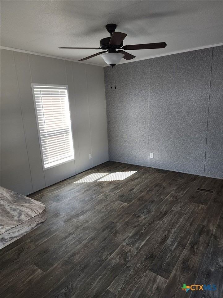 180 County Road 2600 - Photo 7 of 14