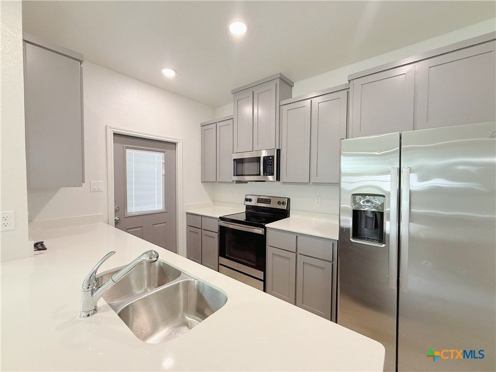 215 Riptide Rd #A - Photo 3 of 17