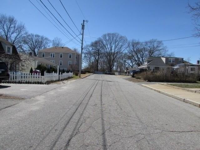 91 Kennedy St Unit 2 - Photo 2 of 12