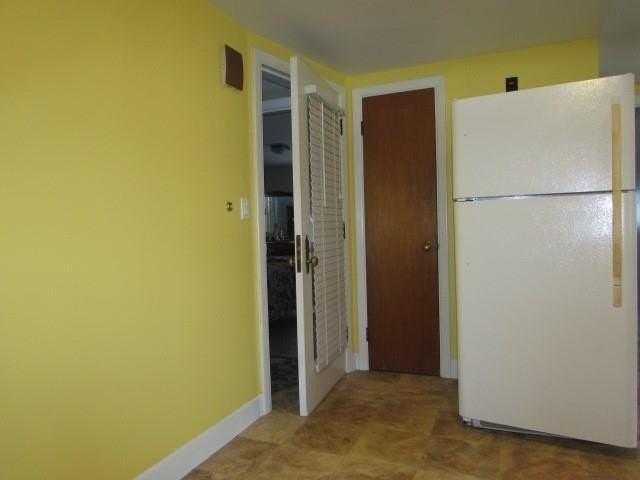 91 Kennedy St Unit 2 - Photo 3 of 12