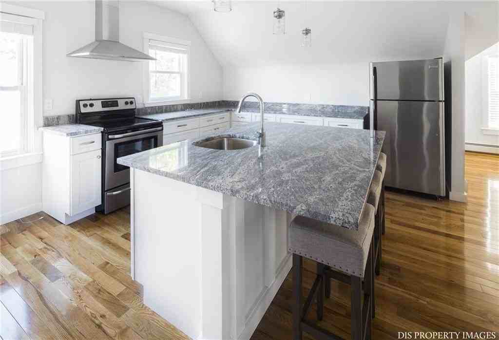 30 Preston St #3 - Photo 4 of 15