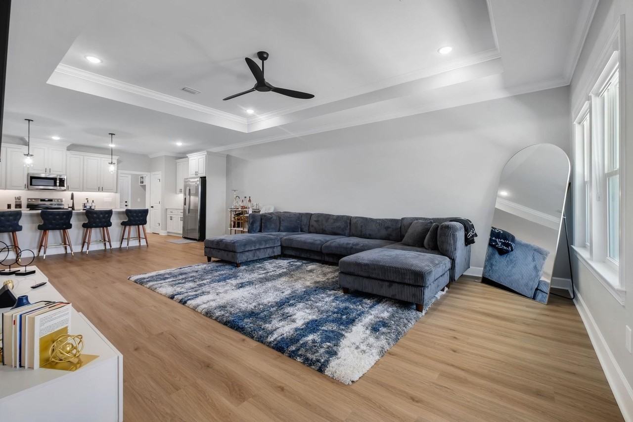 11 Towles Rd - Photo 7 of 22