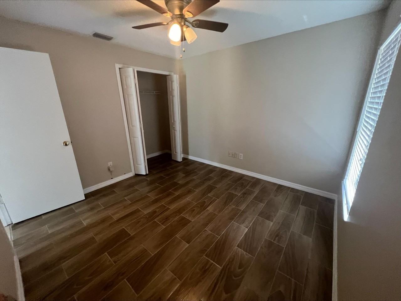 5165 Formby Dr - Photo 4 of 15