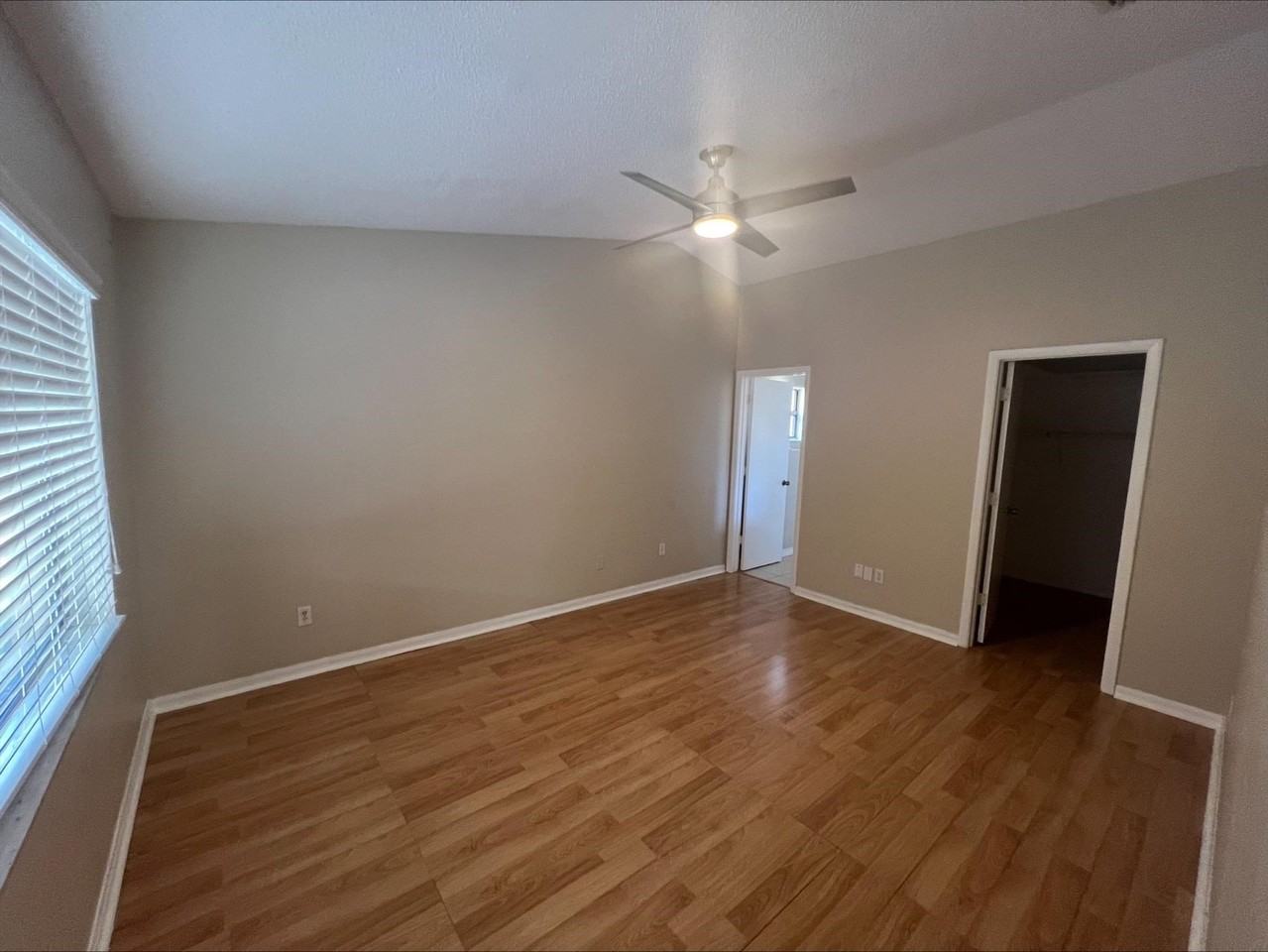 5165 Formby Dr - Photo 5 of 15