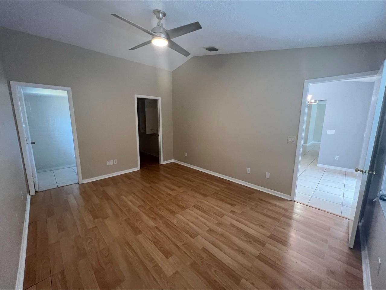 5165 Formby Dr - Photo 6 of 15