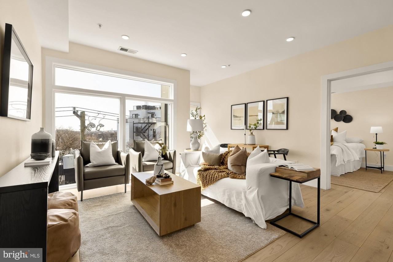 927 Kennedy St Nw #401 - Photo 2 of 34