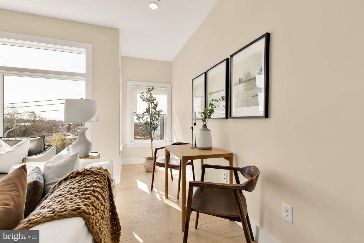 927 Kennedy St Nw #401 - Photo 7 of 34