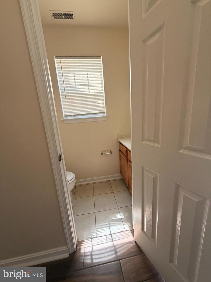 431 61st St Ne - Photo 7 of 20