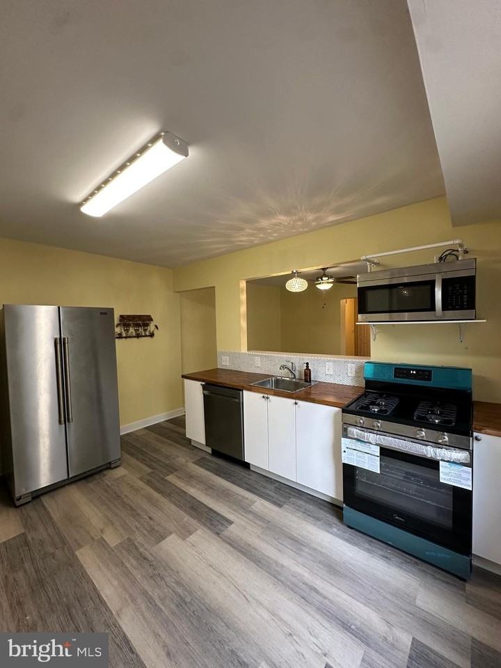 2712 Sherman Ave Nw - Photo 4 of 38