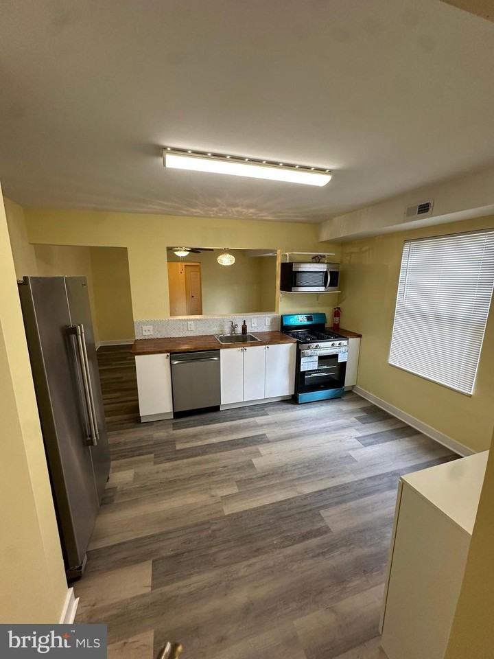 2712 Sherman Ave Nw - Photo 6 of 38