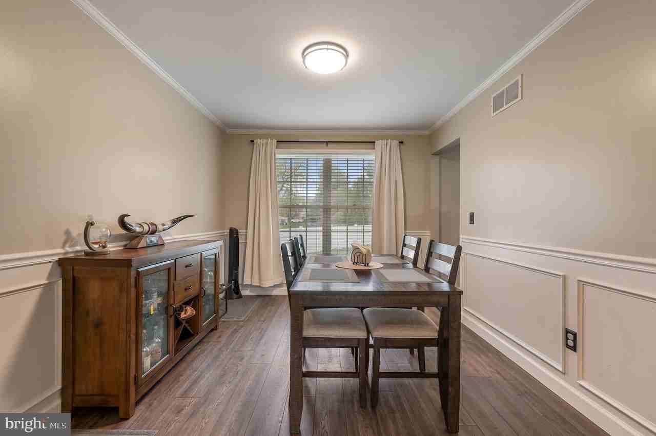 200 Eagle Crest Dr - Photo 4 of 19